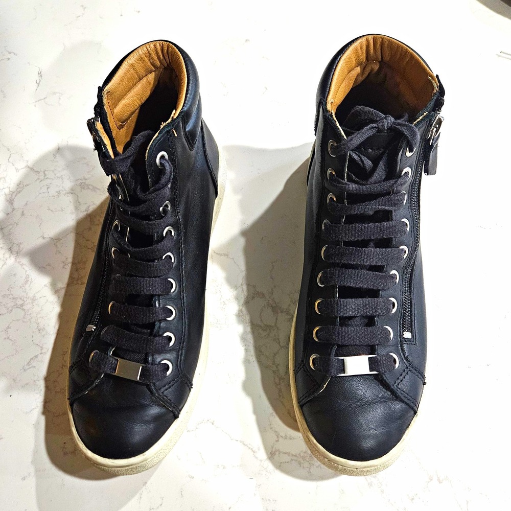 UGG Black Solid Lace Up Side Zip Men's High Top Athletic Sneakers